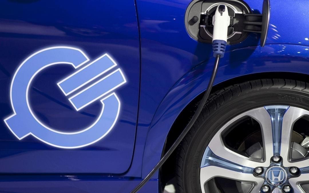 En 2040 los vehículos eléctricos representarán el 54% del total de ventas.